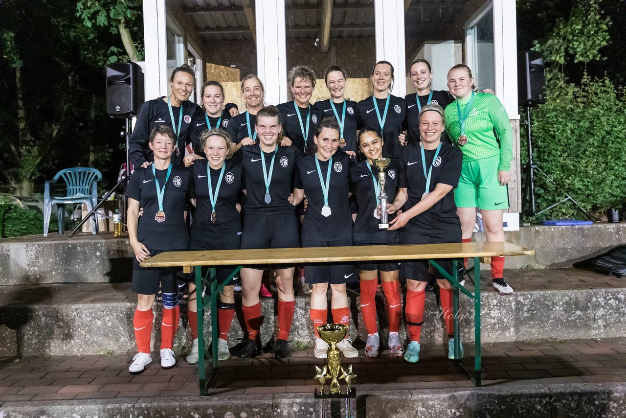 Bild 90 - Loewinnen Cup